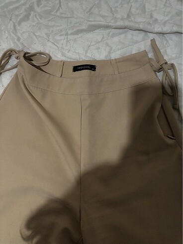 Bej ipli trendyolmilla pantolon