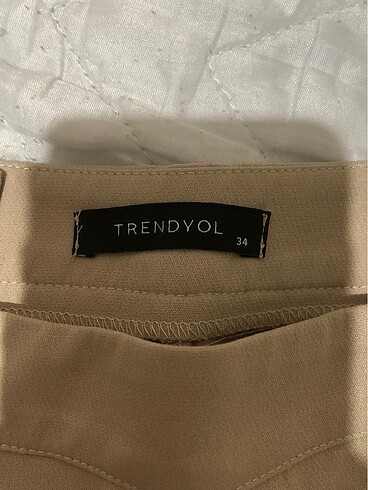 s Beden Bej ipli trendyolmilla pantolon
