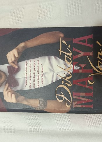 Dikkat! Mafya Var - Roman Kitap