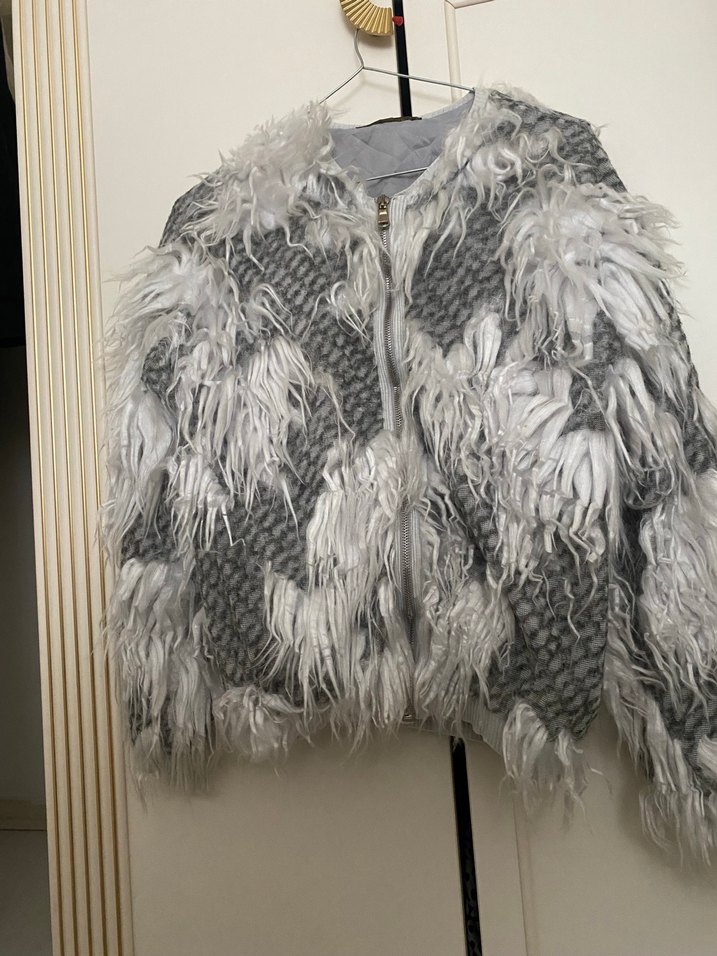 Gri Yün Kürk Detaylı ceket - Görsel 3