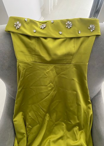 Straplez İşlemeli Yeşil Midi Abiye Elbise - Görsel 2