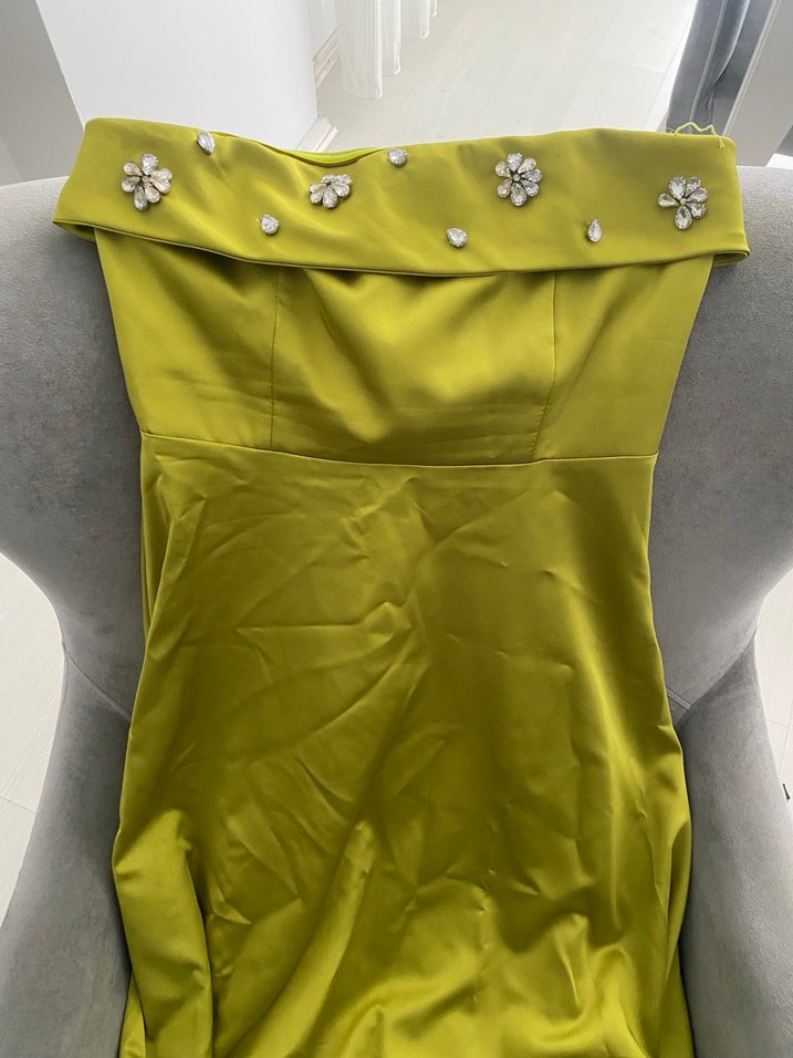 Straplez İşlemeli Yeşil Midi Abiye Elbise - Görsel 2