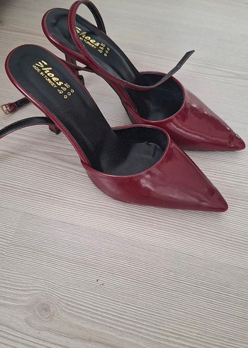 40 Beden Bordo Rugan Topuklu Kadın Ayakkabı