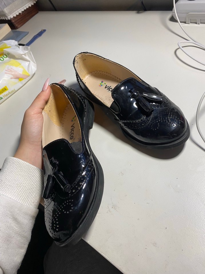 Vicco Parlak Siyah Kız Çocuk Loafer Ayakkabı - Görsel 2