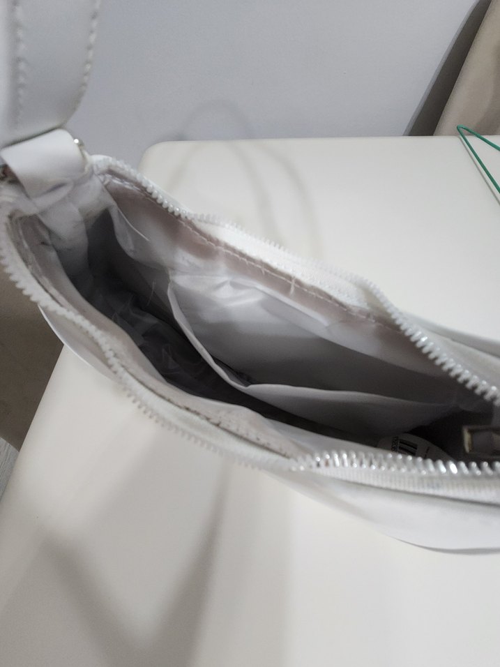 Beyaz Çanta - Görsel 3