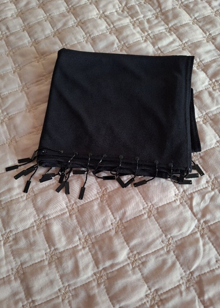 Siyah şal - Görsel 3