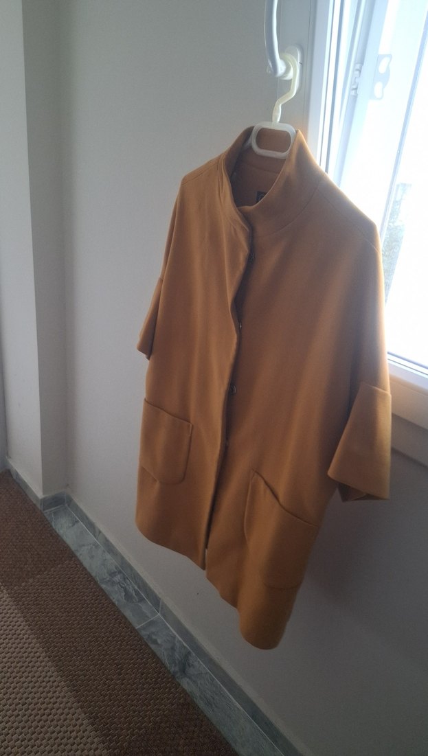 Düğmeli Kısa Kahverengi Kadın Kaban - Görsel 2