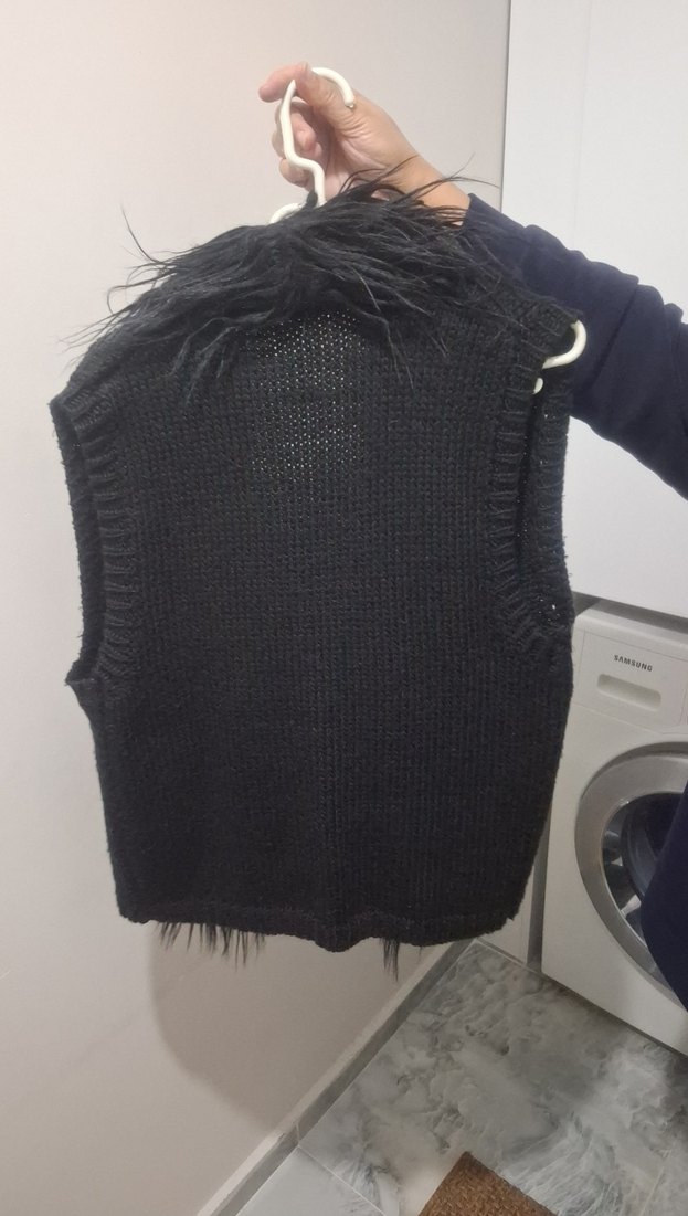 Kürklü Siyah Kadın Yün Yelek - Görsel 2