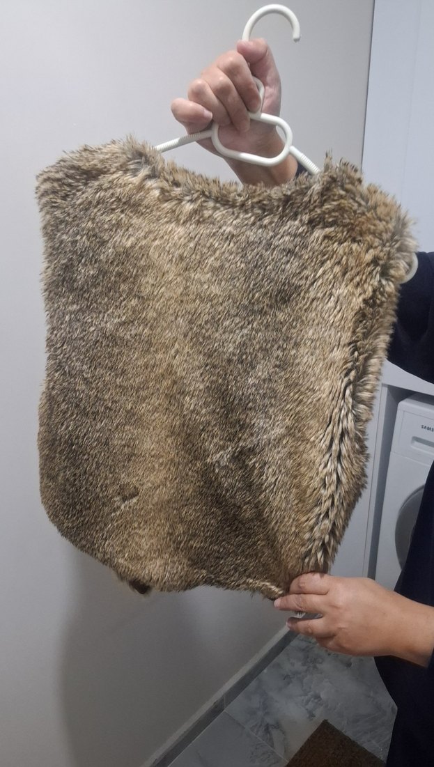 Kahverengi Kürk Detaylı Kadın Yelek - Görsel 3