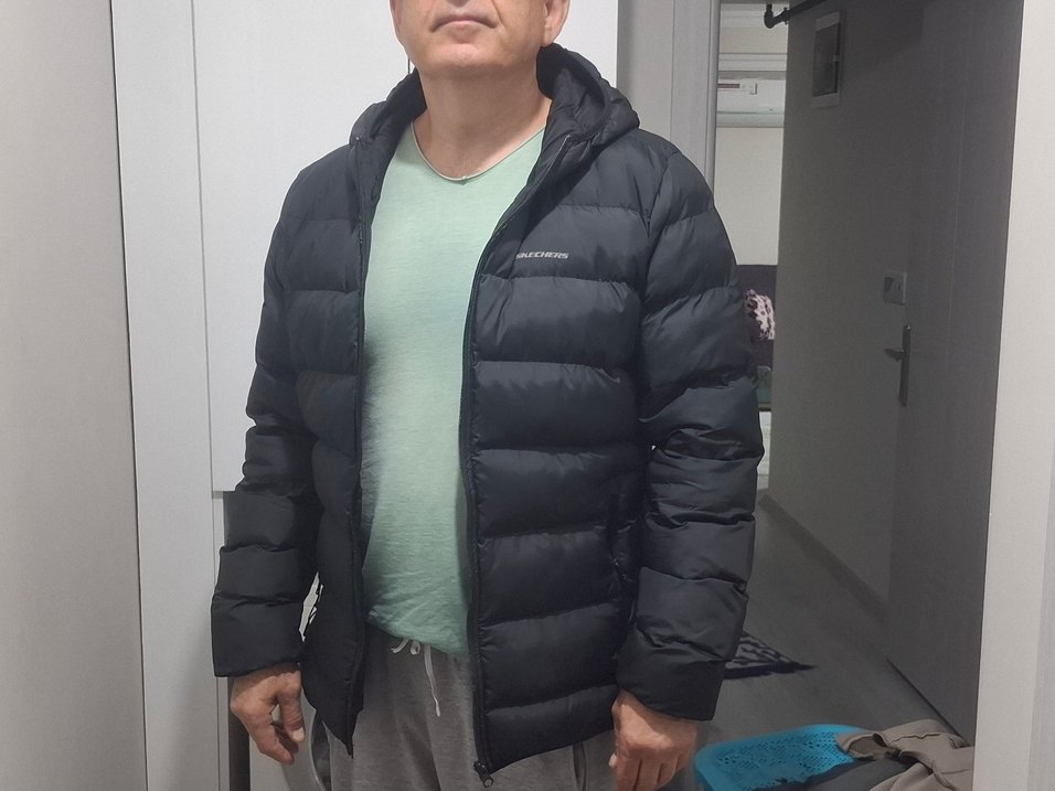 Siyah Kapüşonlu Fermuarlı Erkek Kış Ceketi - Görsel 3