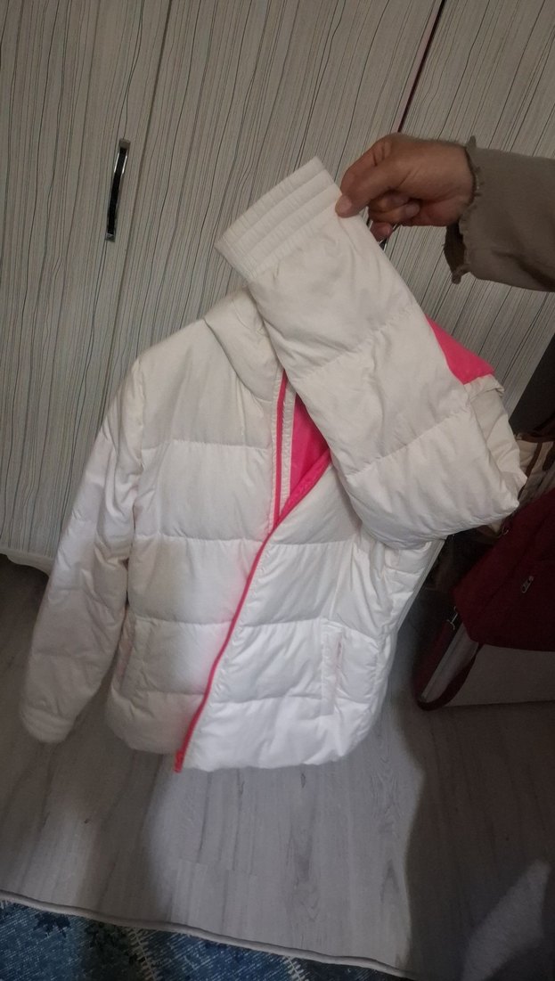 Kadın Beyaz Kapüşonlu Fermuarlı Mont - Görsel 2