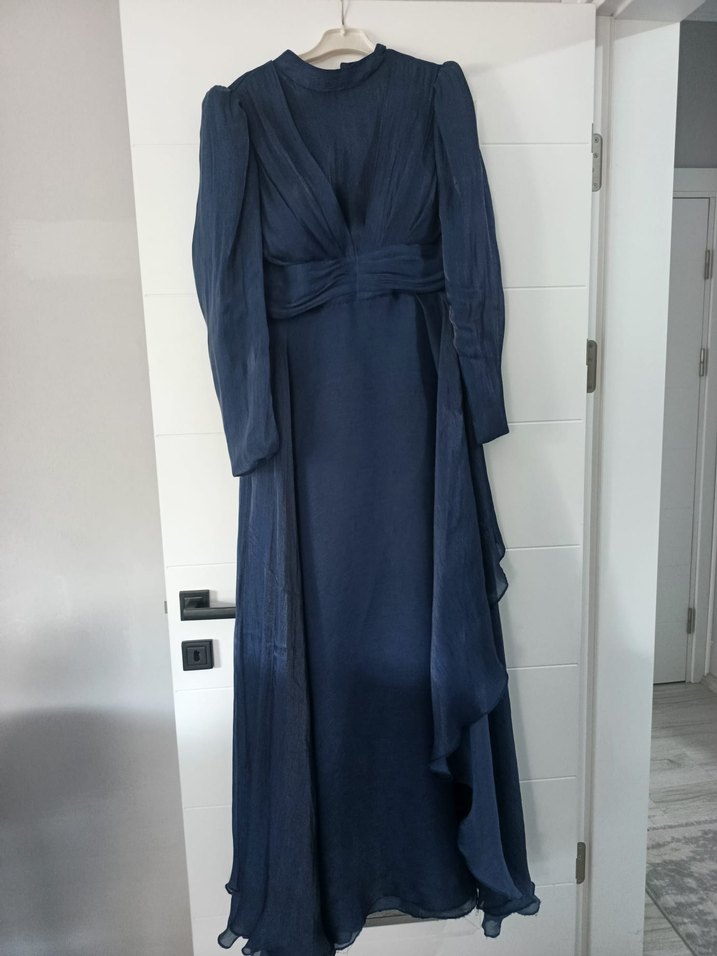 Uzun Kollu Drapeli Mavi Abiye Elbise - Görsel 4