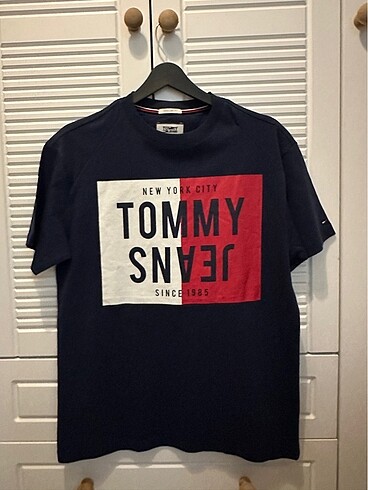 s Beden lacivert Renk Orjinal Tommy Hilfiger Tshirt