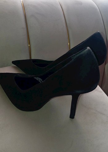 Siyah Süet Sivri Uçlu Stiletto Topuklu Ayakkabı - Görsel 4