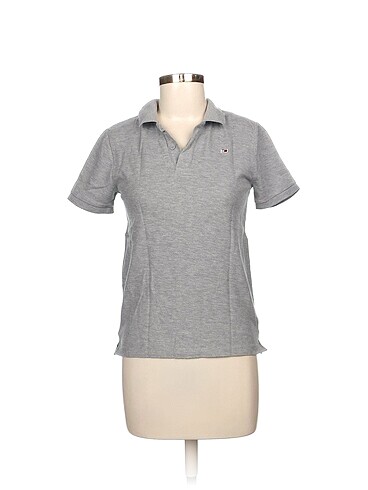 Tommy Hilfiger T-shirt %70 İndirimli.