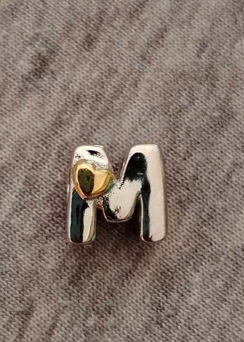 Pandora Kalpli Harf Charm M