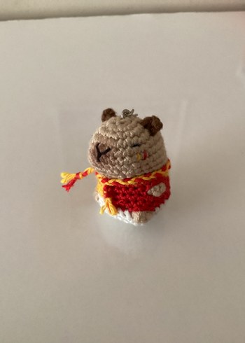 Galatasarylı capybara örgü