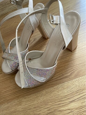 Platform abiye ayakkabı - Görsel 3