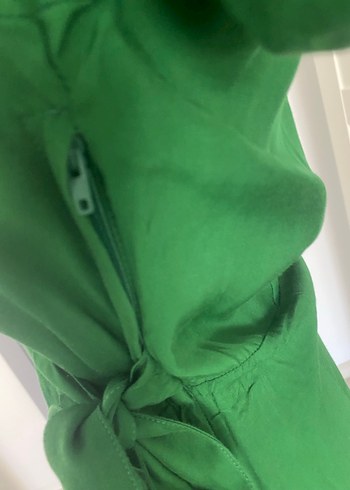 Midi Yeşil V Yaka Elbise - Görsel 3