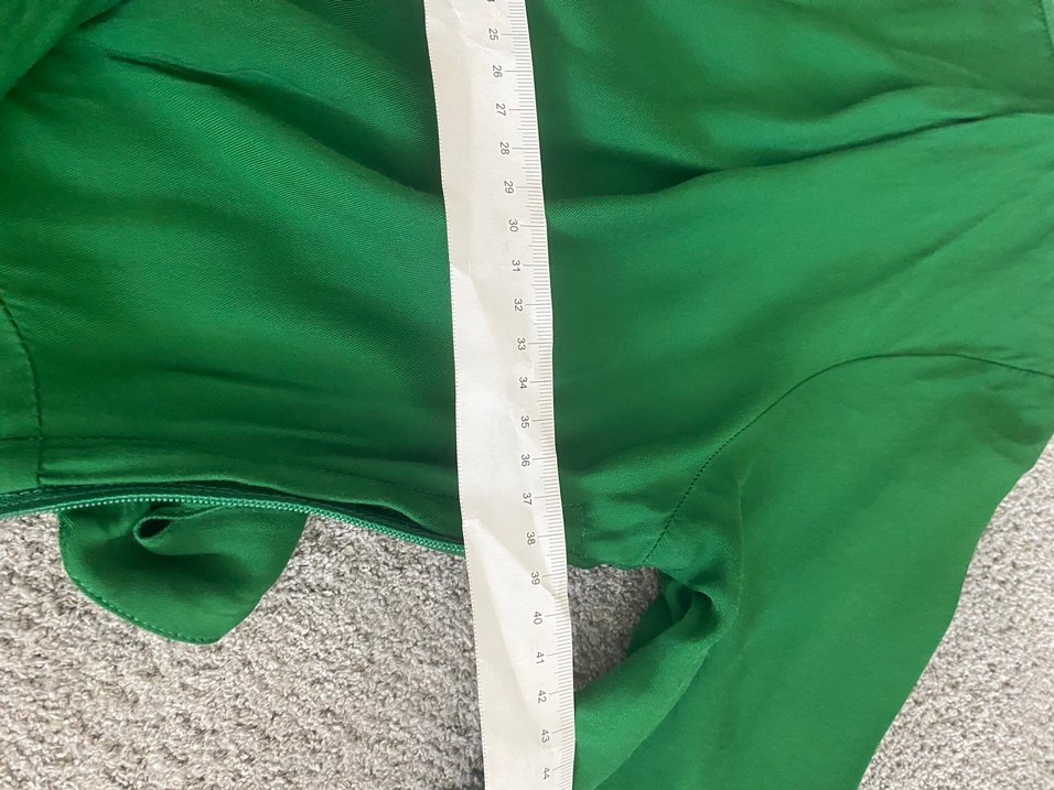 Midi Yeşil V Yaka Elbise - Görsel 4