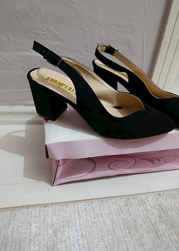 Siyah Tokalı Kadın Topuklu Ayakkabı - Görsel 4