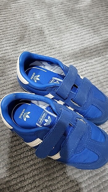 Adidas Adidas çocuk ayakkabisi
