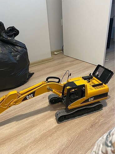 Cat Bruder Excavator