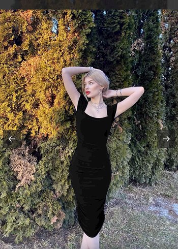 Siyah Drapeli Uzun Gotik Elbise