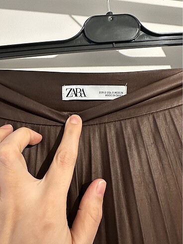 Zara Zara etek 1-2 kez giyildi