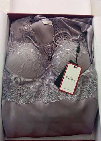 pierrecardin 6 lı saten gecelik/sabahlık takımı