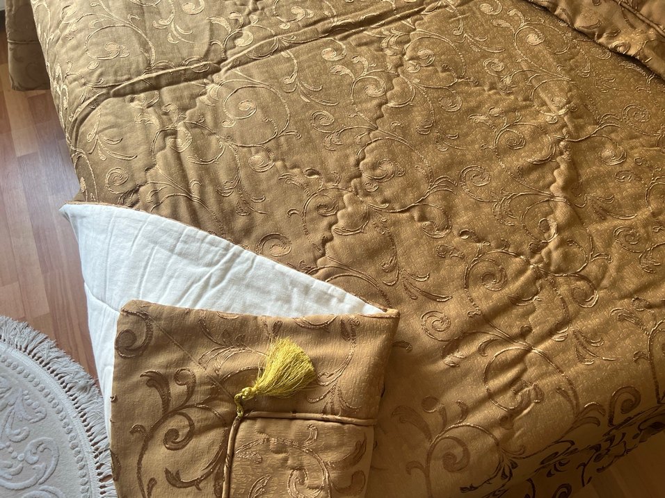 Çeyizlik Özel dikim yatak örtüsü ve yastıkları - Görsel 3