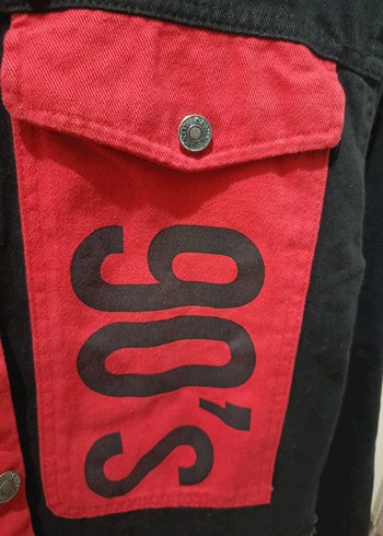 Düğmeli Kırmızı Siyah Kadın Kot Ceket - Görsel 4