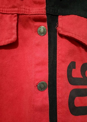 Düğmeli Kırmızı Siyah Kadın Kot Ceket - Görsel 5