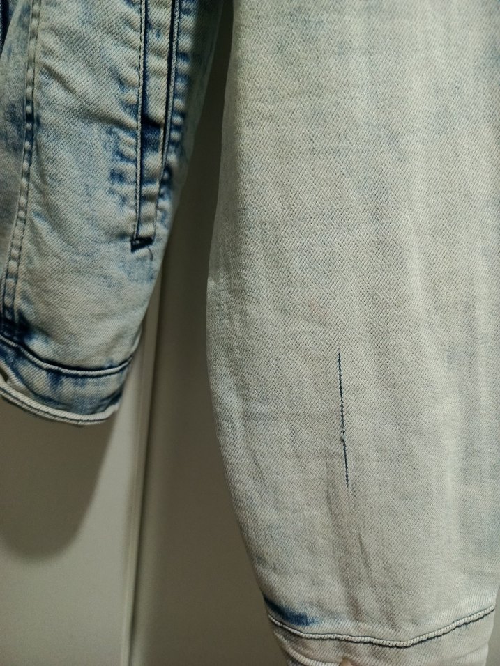 Düğmeli Batik Desenli Mavi Kadın Denim Ceket - Görsel 2