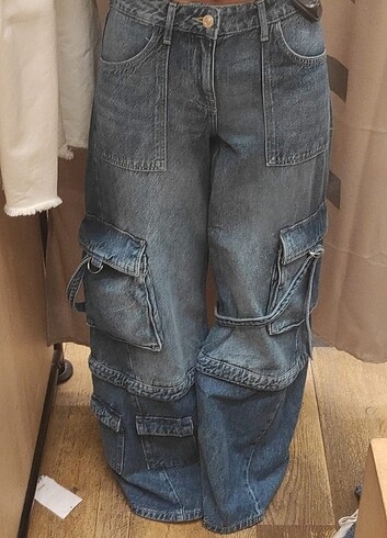 Bershka çok cepli kargo pantolon 