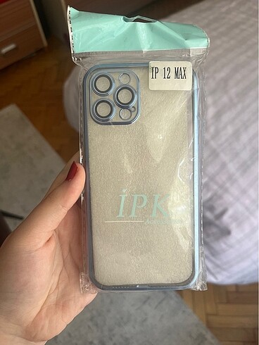 İPhone 12 Max kılıf