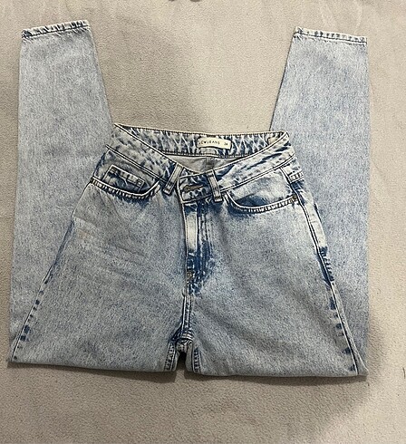 LCW Mom Jean