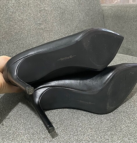 40 Beden siyah Renk Bershka topuklu bot