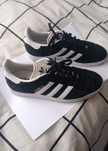 Adidas 39