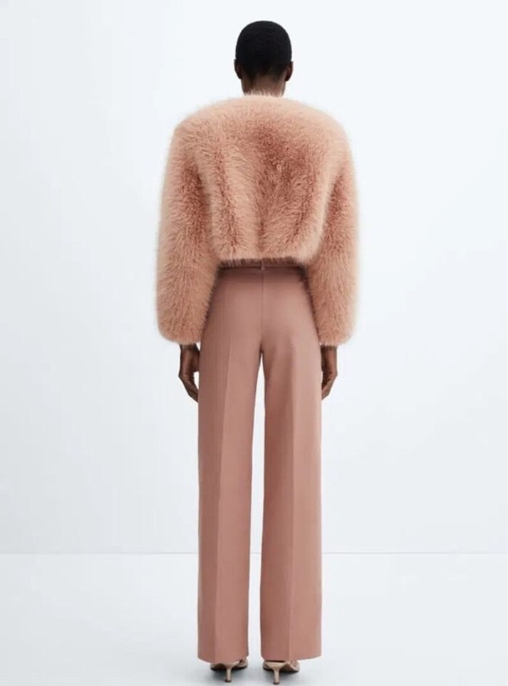 Pembe kürk - Görsel 2