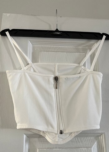 korse görünümlü beyaz crop - Görsel 2