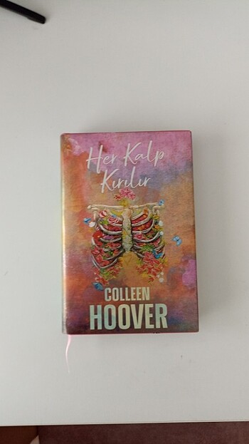 Her Kalp Kırılır Colleen Hoover ciltli kitap