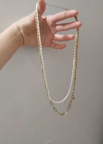 Zincir Detaylı Minimalist Beyaz Kadın Kolye