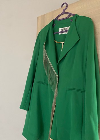 Yeşil Dökümlü Uzun Kadın Blazer - Görsel 2