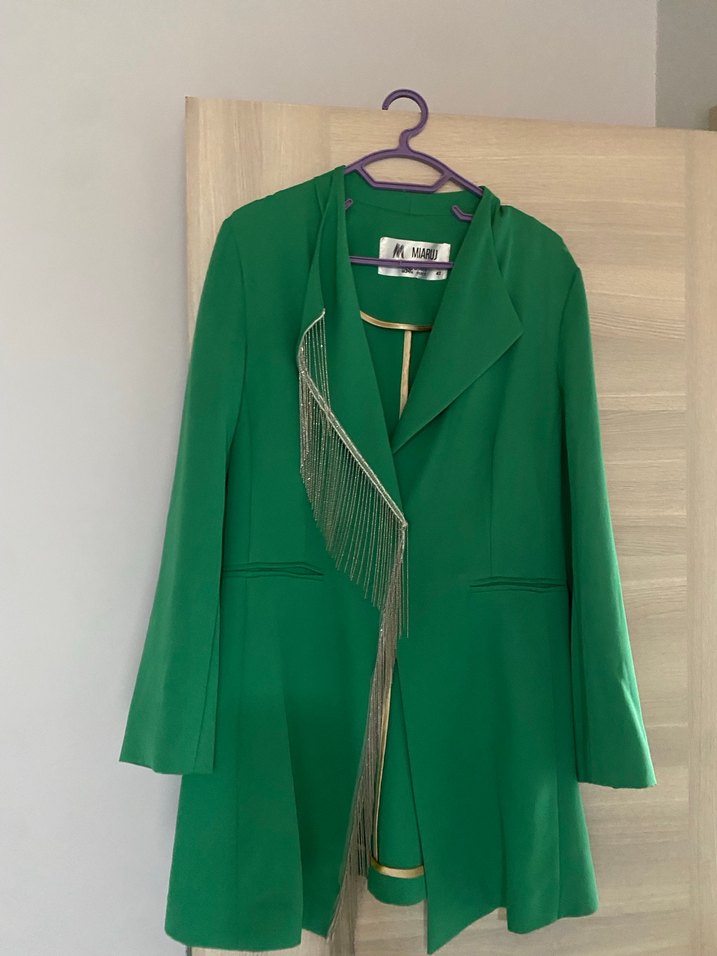 Yeşil Dökümlü Uzun Kadın Blazer - Görsel 3