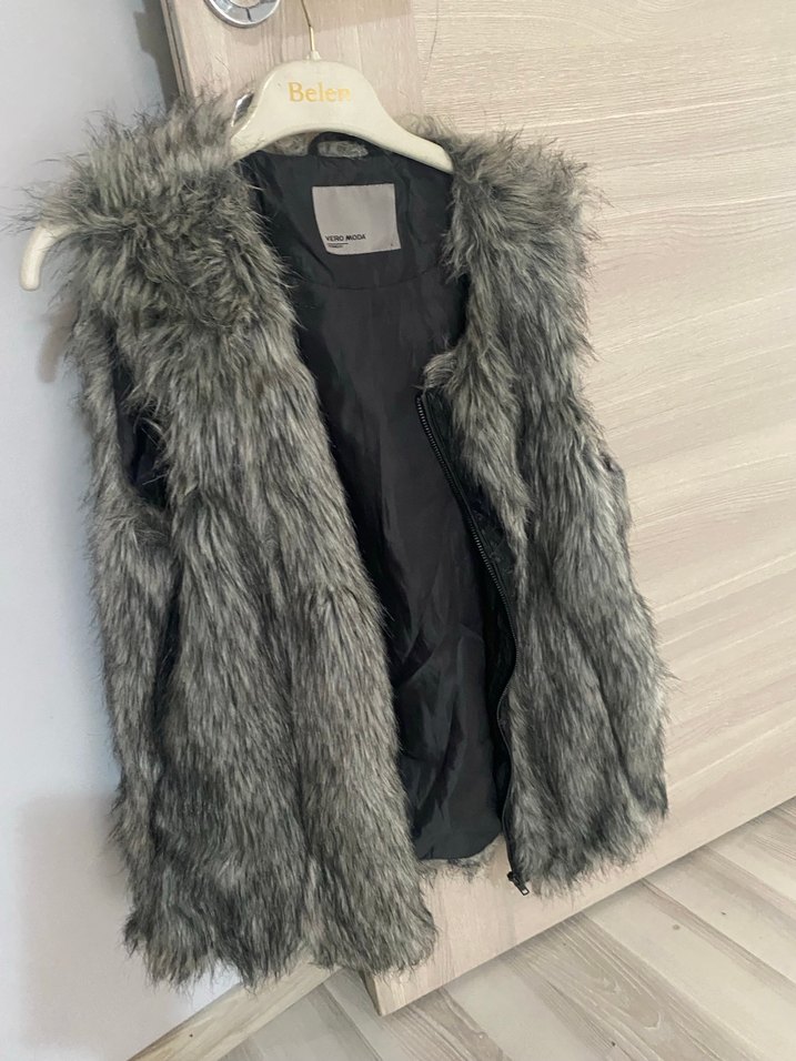 Gri Kürklü Kadın Yelek - Görsel 2