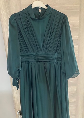 Uzun Kollu Drapeli Koyu Yeşil Abiye Elbise - Görsel 3