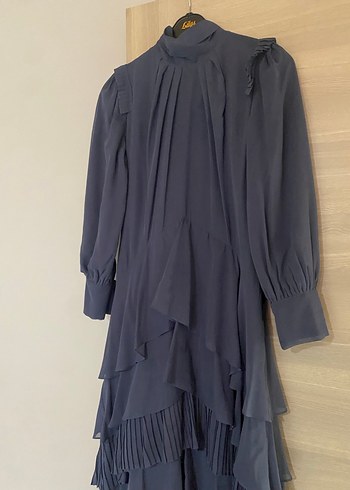 Uzun Kollu Lacivert Fırfırlı Kadın Elbise - Görsel 2