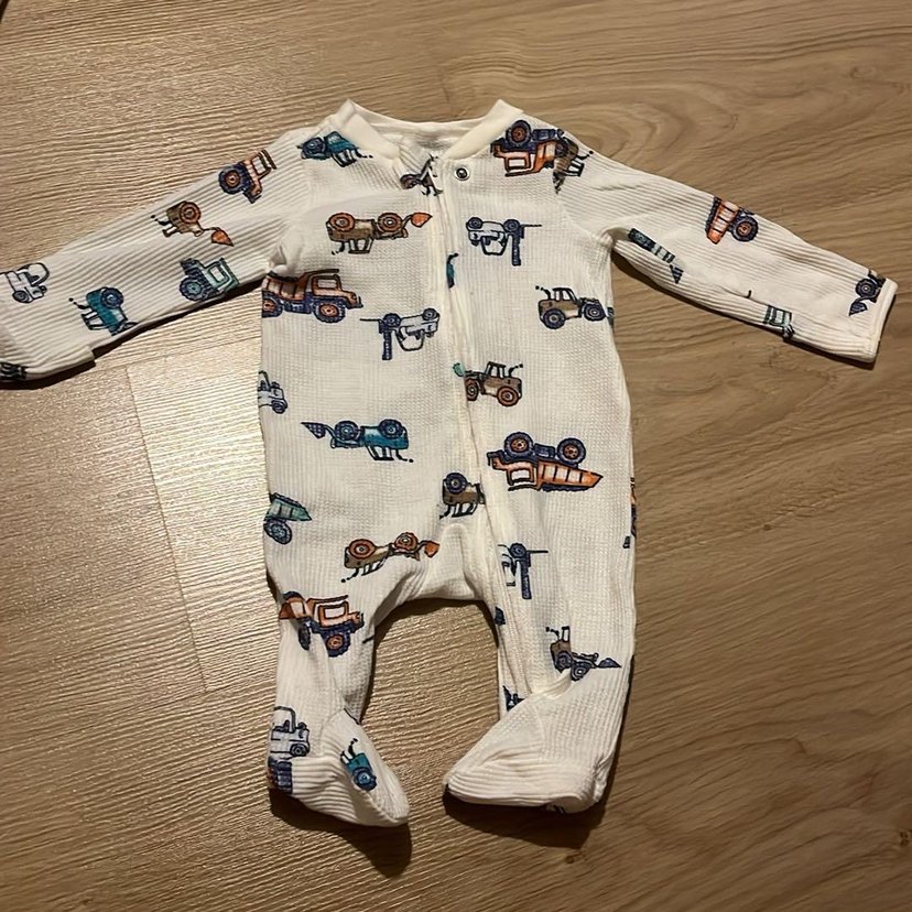 TEK ÜRÜN marka Beyaz Desenli Bebek Kundak Örtüsü bebek kıyafetl - Görsel 2