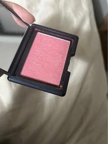  Beden Nars allık
